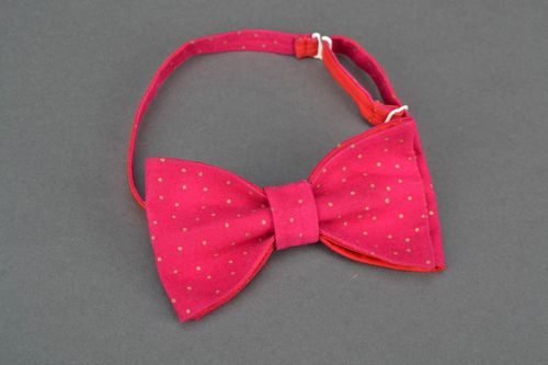 Pink polka dot bow tie - MADEheart.com