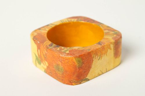 Brazalete artesanal con flores regalo perzonalizado pulsera de madera anaranjada - MADEheart.com