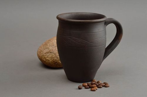 Large ceramic teacup with handle in dark brown color 0,63 lb - MADEheart.com