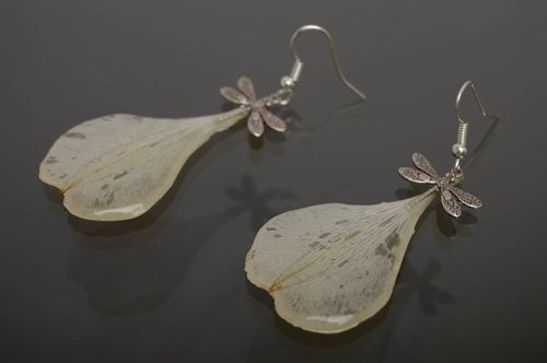 Dangle earrings with real alstromeriya petals coated with epoxy - MADEheart.com