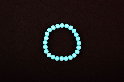 Bracelet perles fantaisie Bijou fait main bleu ciel Accessoire femme design - MADEheart.com