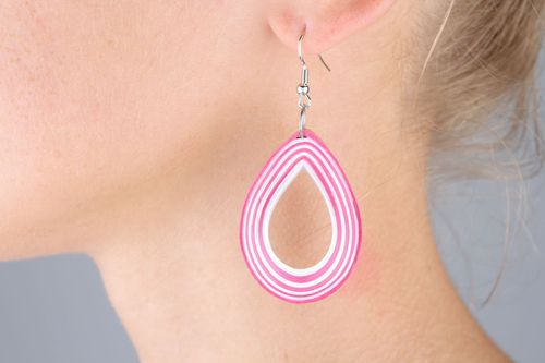 Paper quilling earrings - MADEheart.com