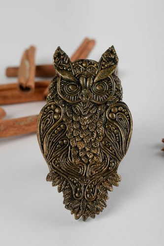 Handmade designer brooch stylish elegant jewelry brooch in shape of owl - MADEheart.com