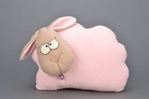 Homemade soft pillow pet - MADEheart.com