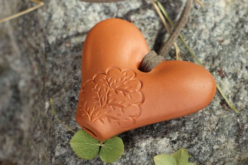 Ceramic pendant whistle Heart - MADEheart.com