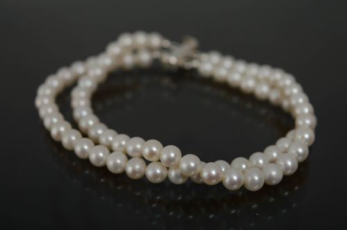 Designer white pearl bracelet - MADEheart.com