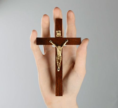 Small wall crucifix - MADEheart.com