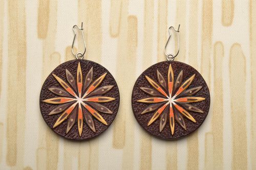 Wooden earrings with painting - MADEheart.com