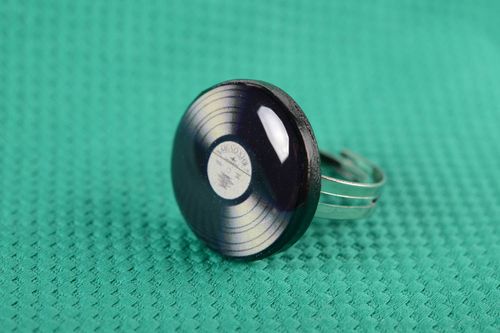 Кольцо ручной работы кольцо для девушек украшение из полимерной глины Пластинка - MADEheart.com