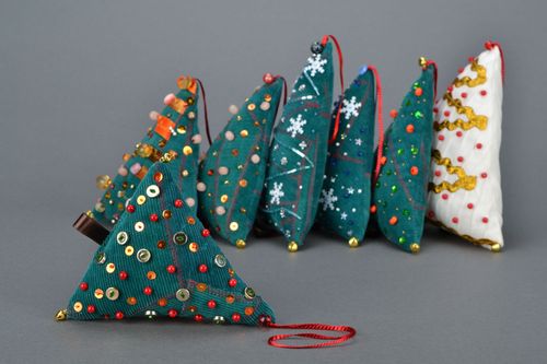 Brinquedo macio Árvore de Natal - MADEheart.com