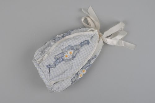 Homemade patchwork teapot cozy sewn of cotton fabric in tender color palette - MADEheart.com