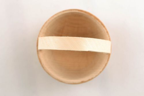 Wooden basket for painted egg - MADEheart.com