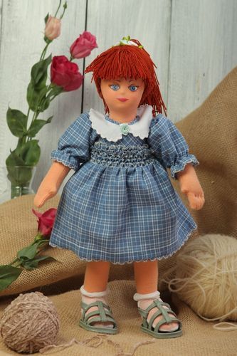 Juguete artesanal de tela muñeca de peluche decorada regalo original para niña - MADEheart.com