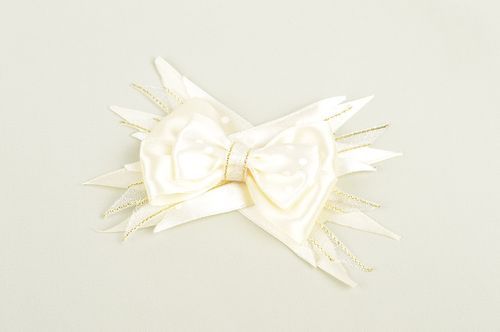 Handmade hair clip hair accessory with bow designer hair clip for girls - MADEheart.com