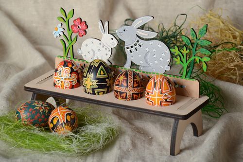 Soporte para huevos de Pascua para 4 piezas con saquito conejitos - MADEheart.com