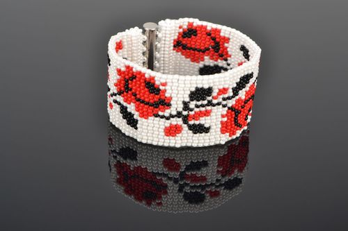 Bracelet en perles de rocaille large ethnique fait main - MADEheart.com