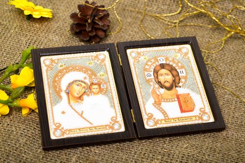 Handmade beautiful icon embroidered family icon religious housewarming gift - MADEheart.com