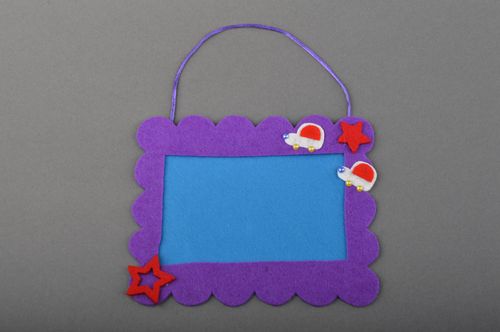 Handmade decorative bright felt photo frame of violet color for childrens room - MADEheart.com