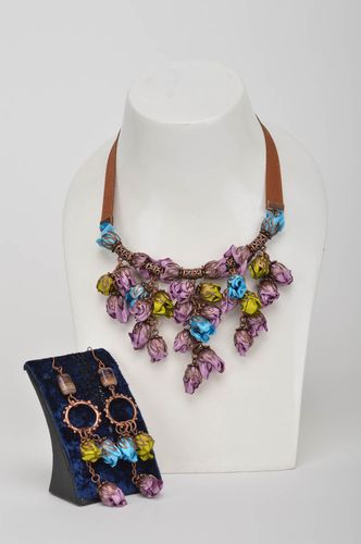 Set di orecchini e collana fatto a mano kit di accessori in stile etnico - MADEheart.com