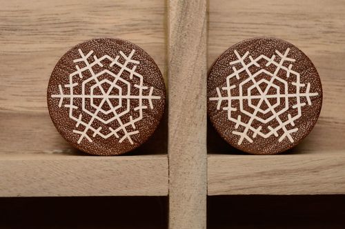 Handmade wooden plugs with snowflakes - MADEheart.com