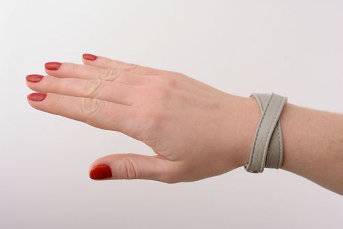 Handmade Armband aus Leder  - MADEheart.com