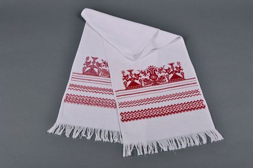Ethnic embroidered towel Berehynia - MADEheart.com