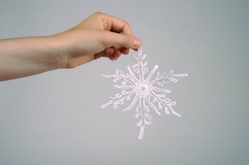 Crochet New Year toy Snowflake - MADEheart.com