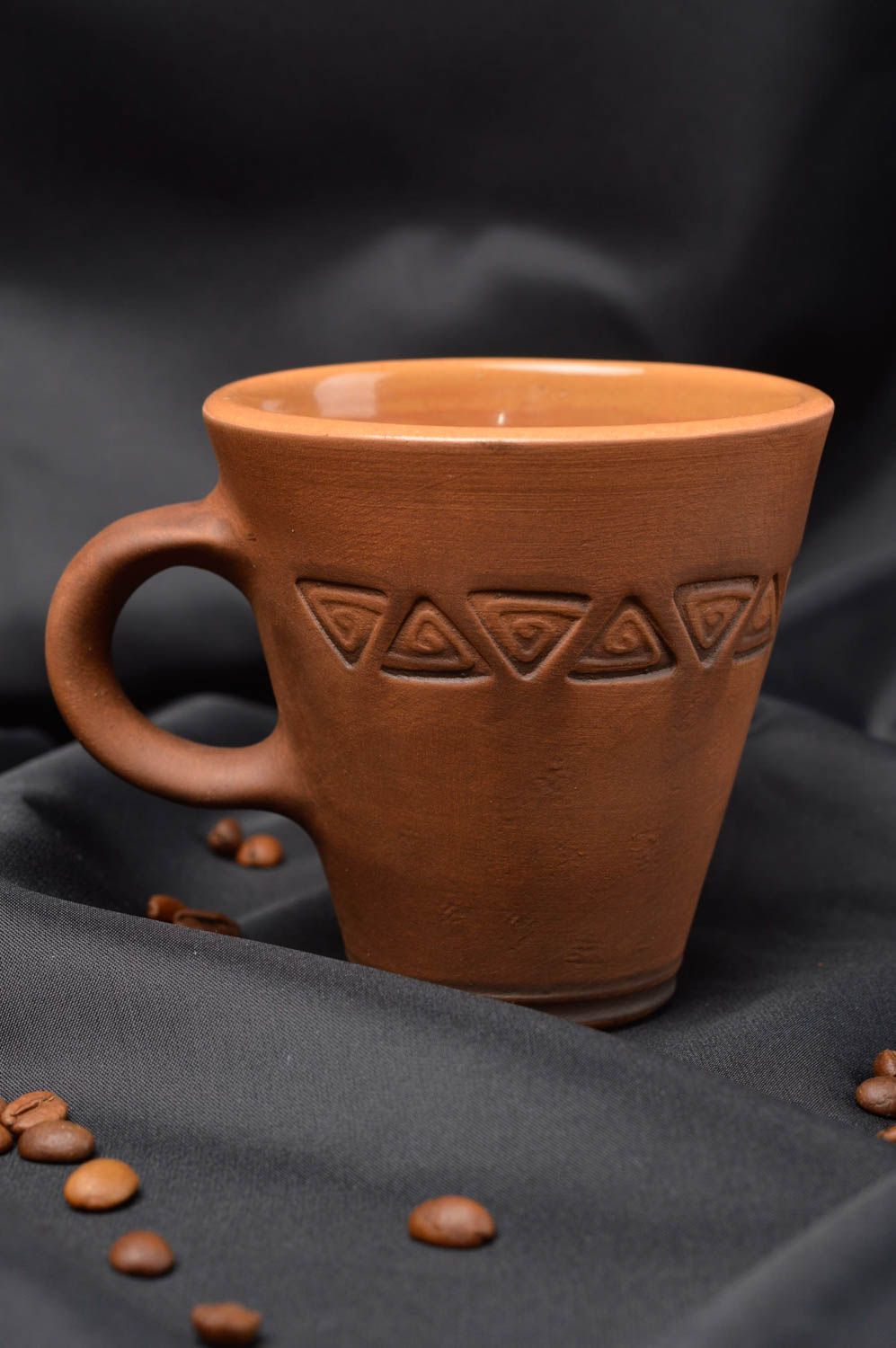 Небольшая керамическая чашка для кофе с орнаментом объемом 200 мл ручной работы фото 6