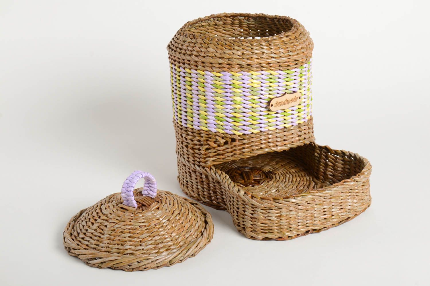 Handmade woven paper bakset kitchen design newspaper craft modern interiors photo 2