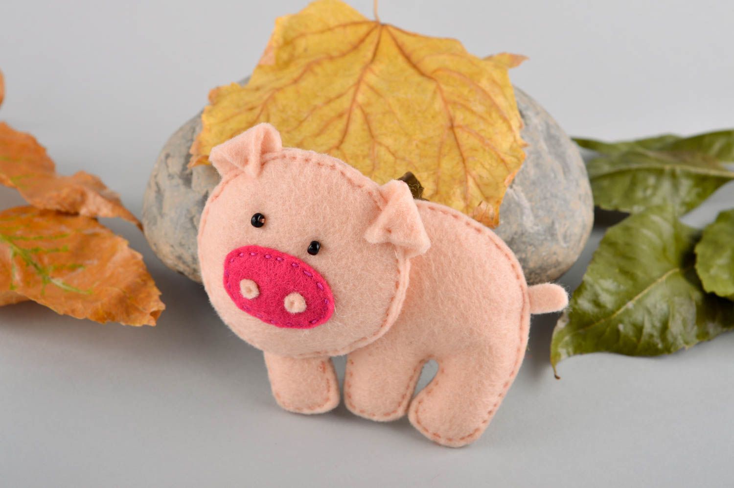 Handmade Stofftier Schwein kleines Kuscheltier Spielzeug für Kleinkinder rosa foto 1