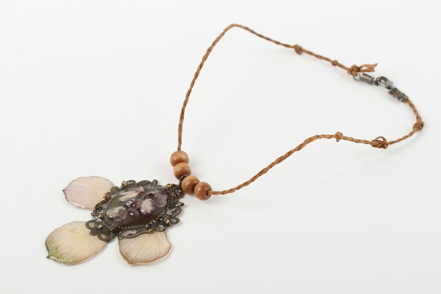 Handmade epoxy resin jewelry botanic pendant stylish jewelry present for girls photo 2