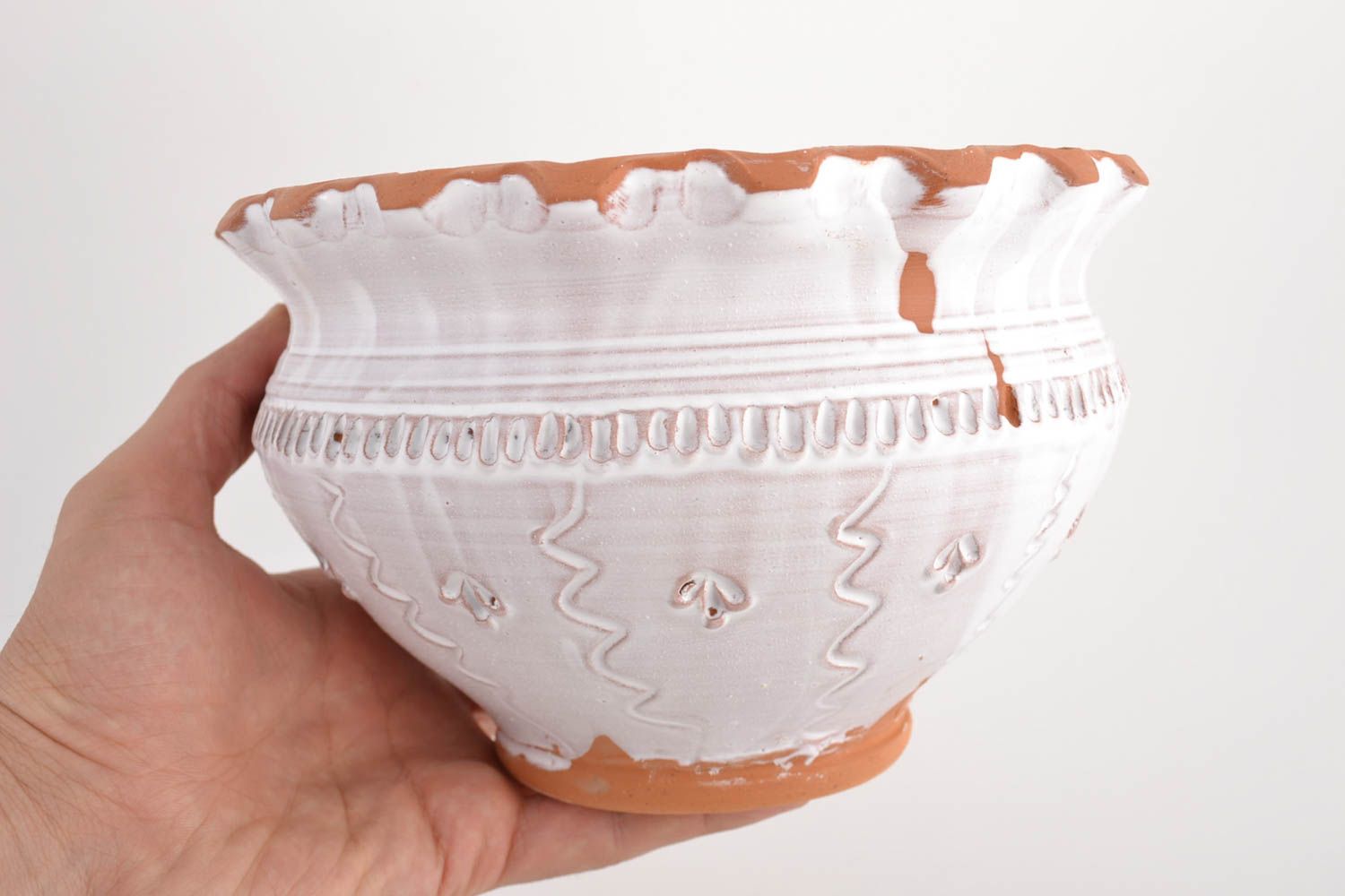 Handmade designer clay pot without lid of average size 2 l photo 2