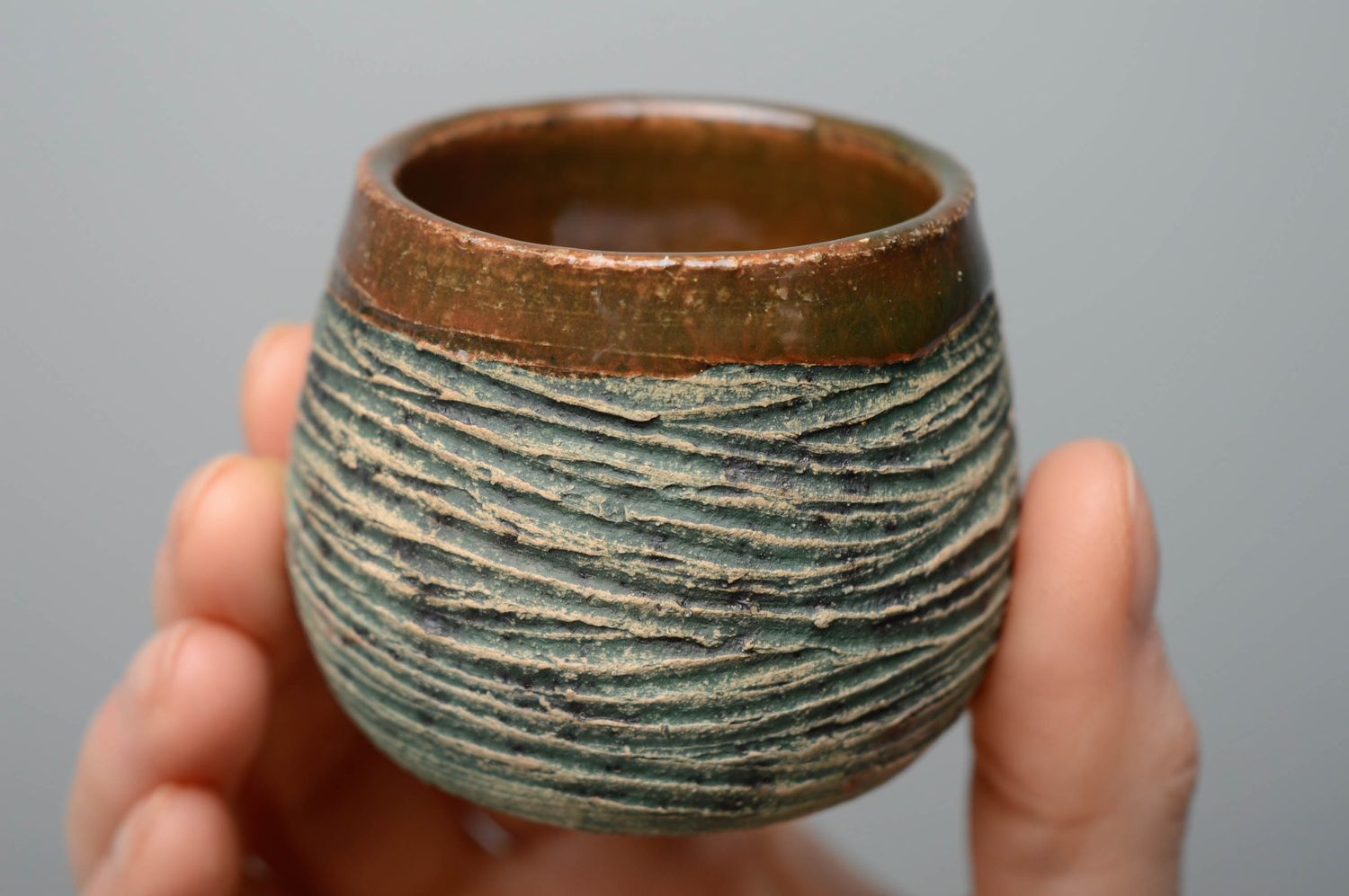 Copa cerámica hecha a mano foto 2