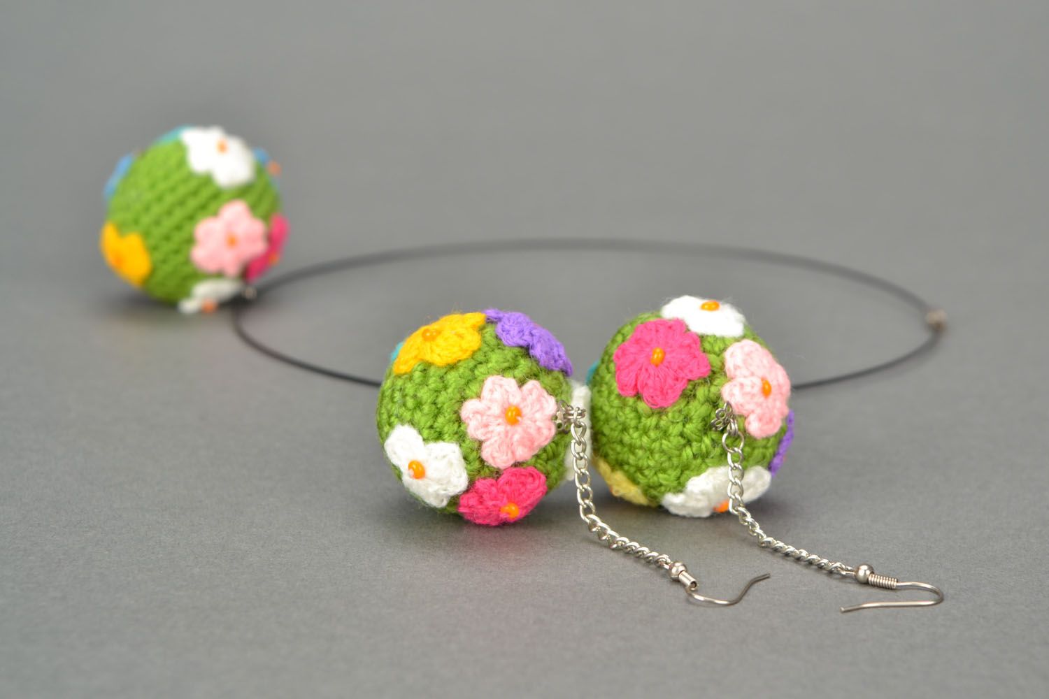 Set of crocheted jewelry photo 3