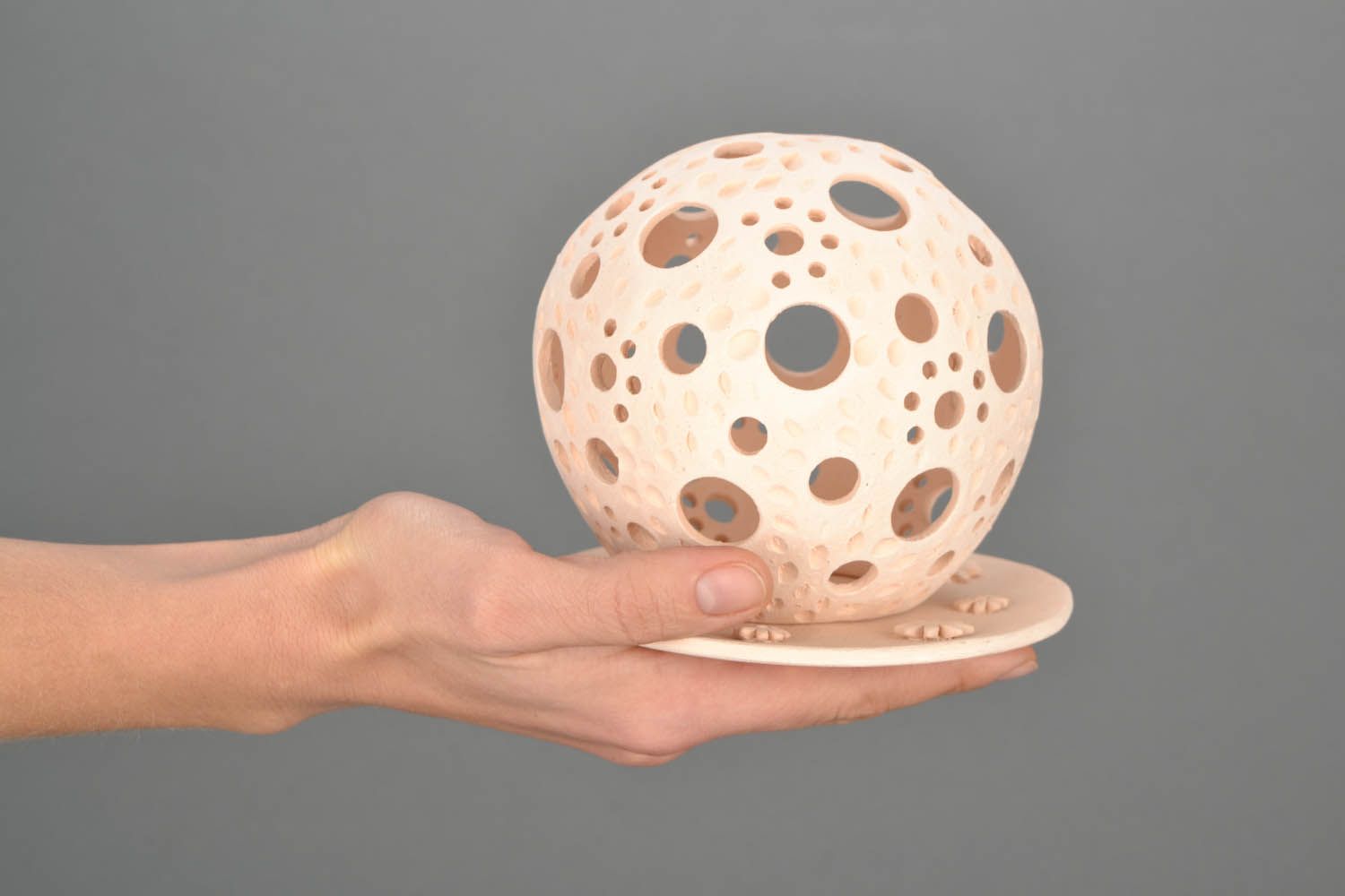 Portavelas hecho a mano en forma de bola foto 2