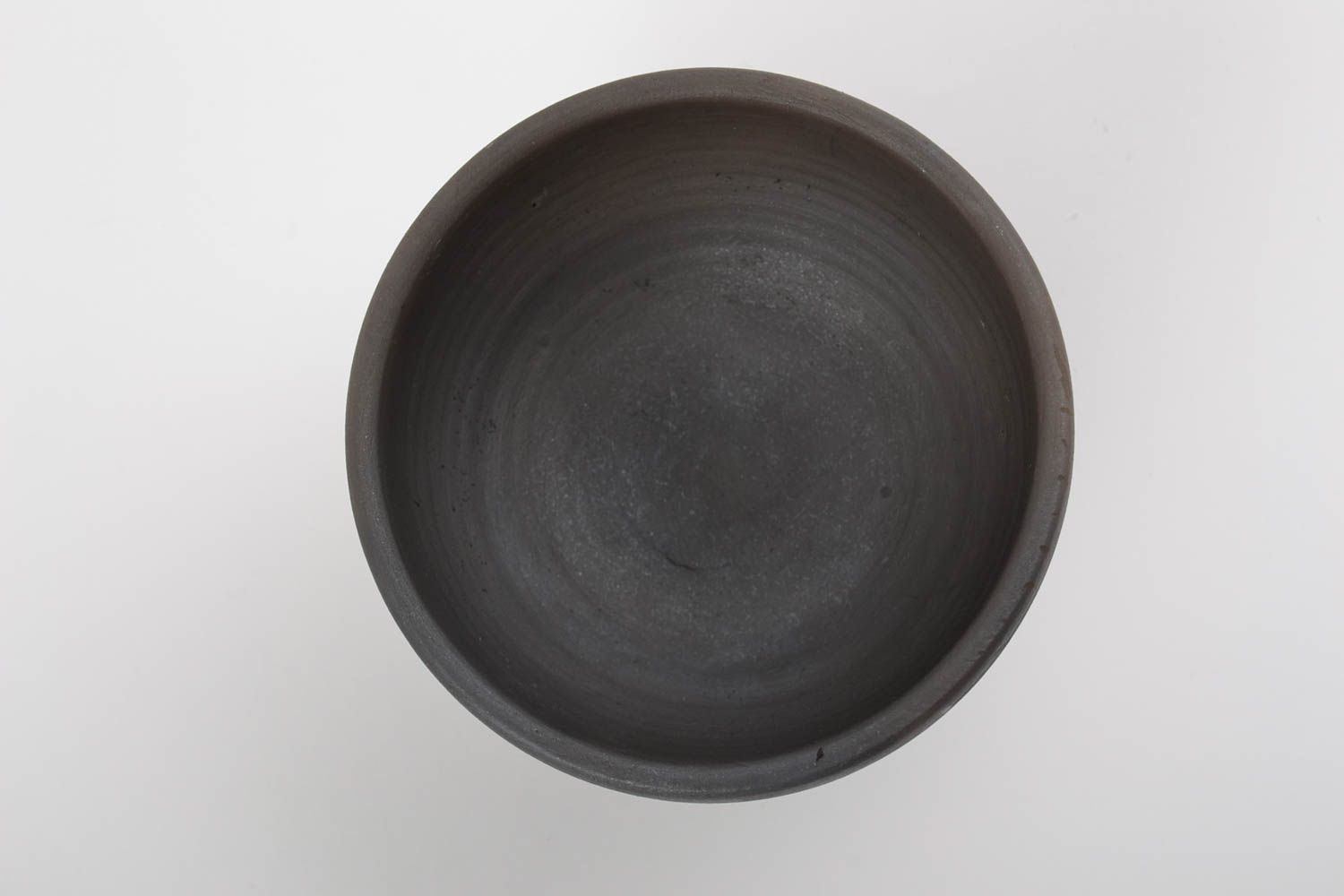 Пиала из чернодымленной керамики ручной работы красивая оригинальная 300 мл фото 3