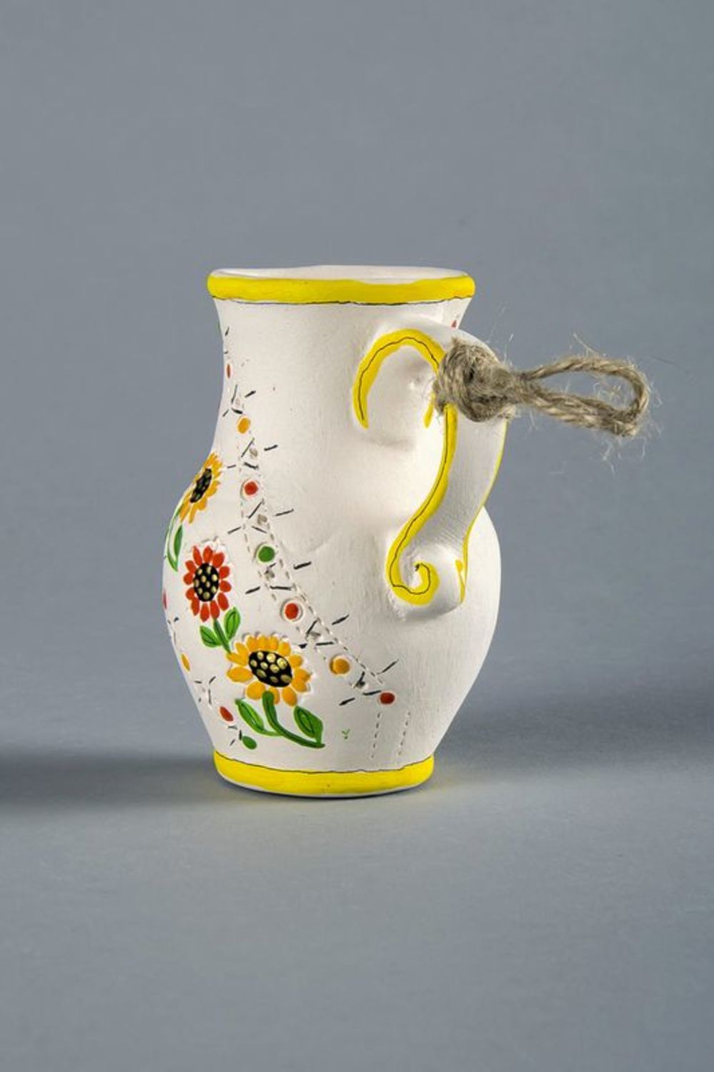 3,5 inches jug on the rope in white and yellow colors with floral design for décor 0,21 lb photo 1