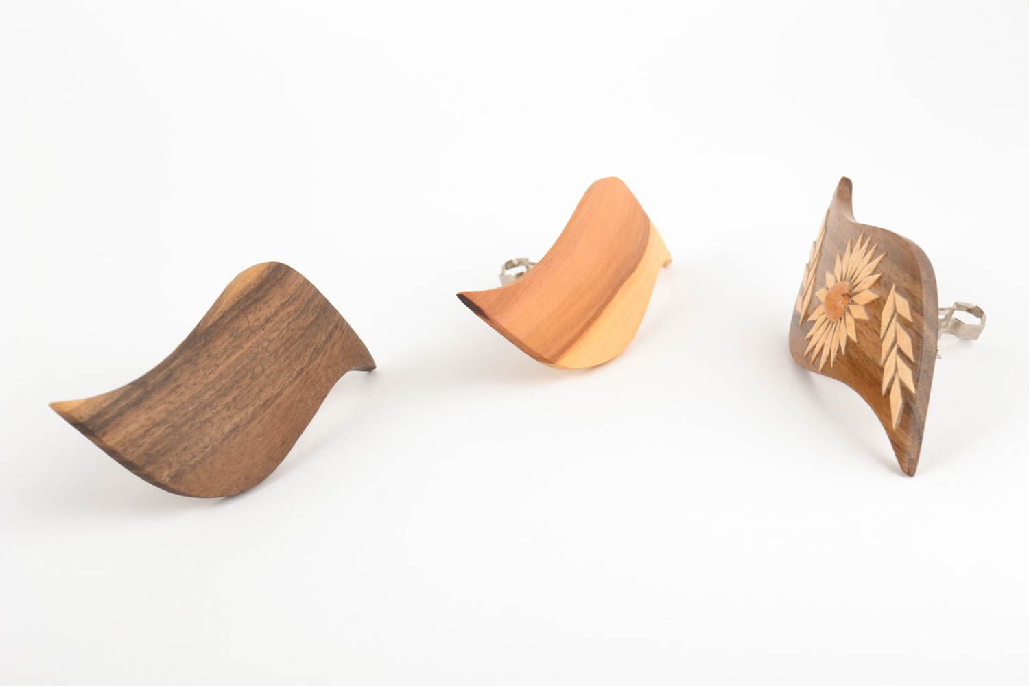 Set de barrettes à cheveux en bois 3 pièces de différentes formes faites main photo 3