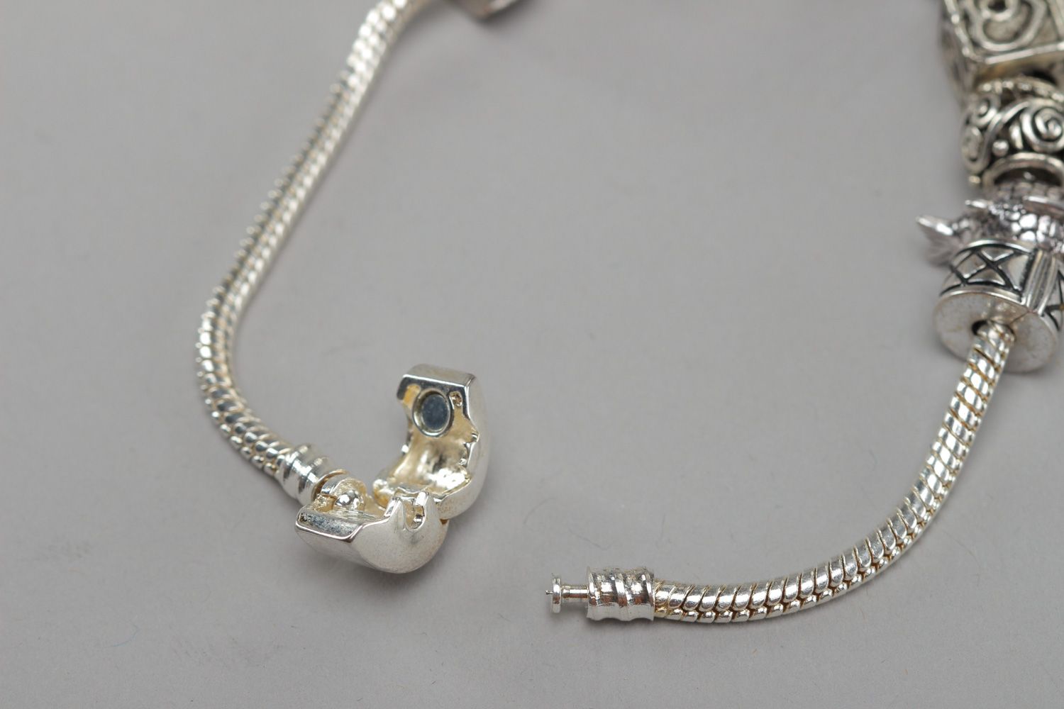 Bracelet fait main métallique avec perles fantaisie accessoire original photo 5