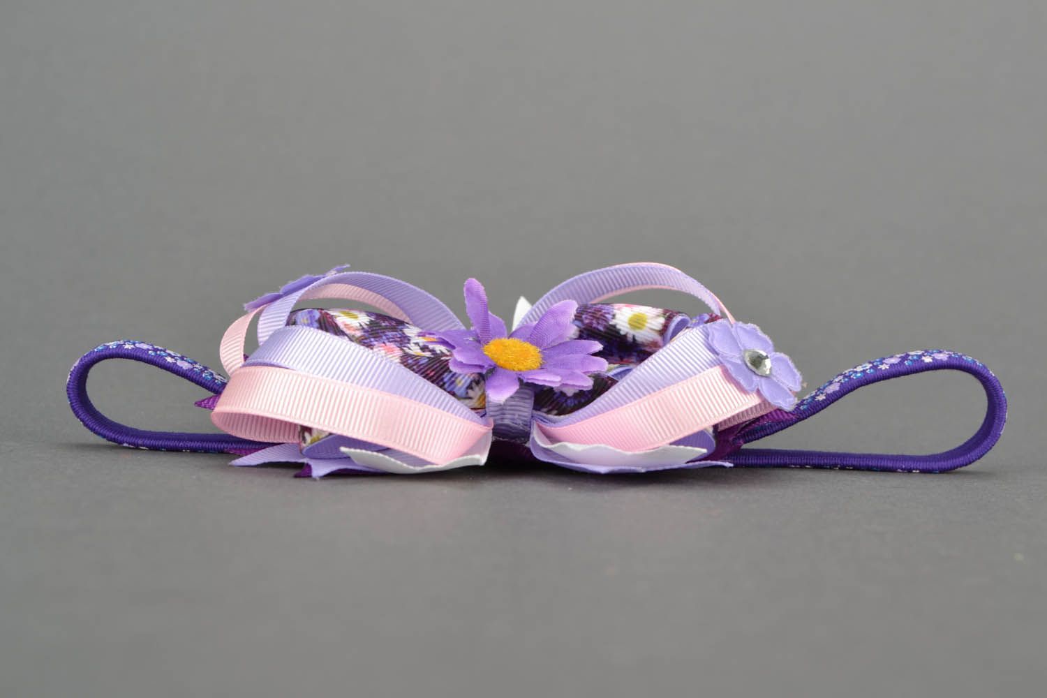 Homemade headband with lilac flowers photo 4
