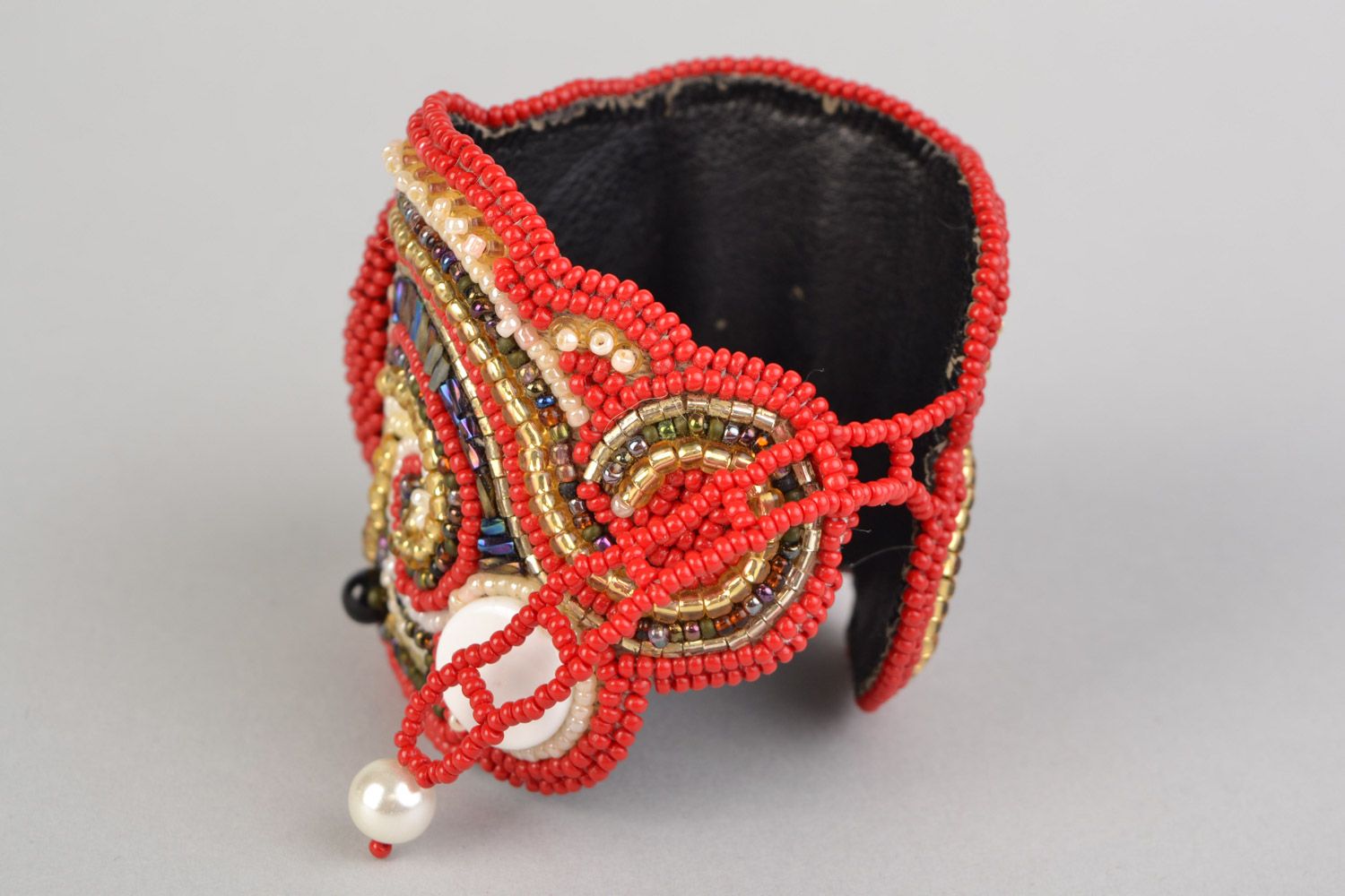 Handgemachtes rotes Armband mit Cabochon Glasperlen Steinen Geschenk für Frauen foto 4