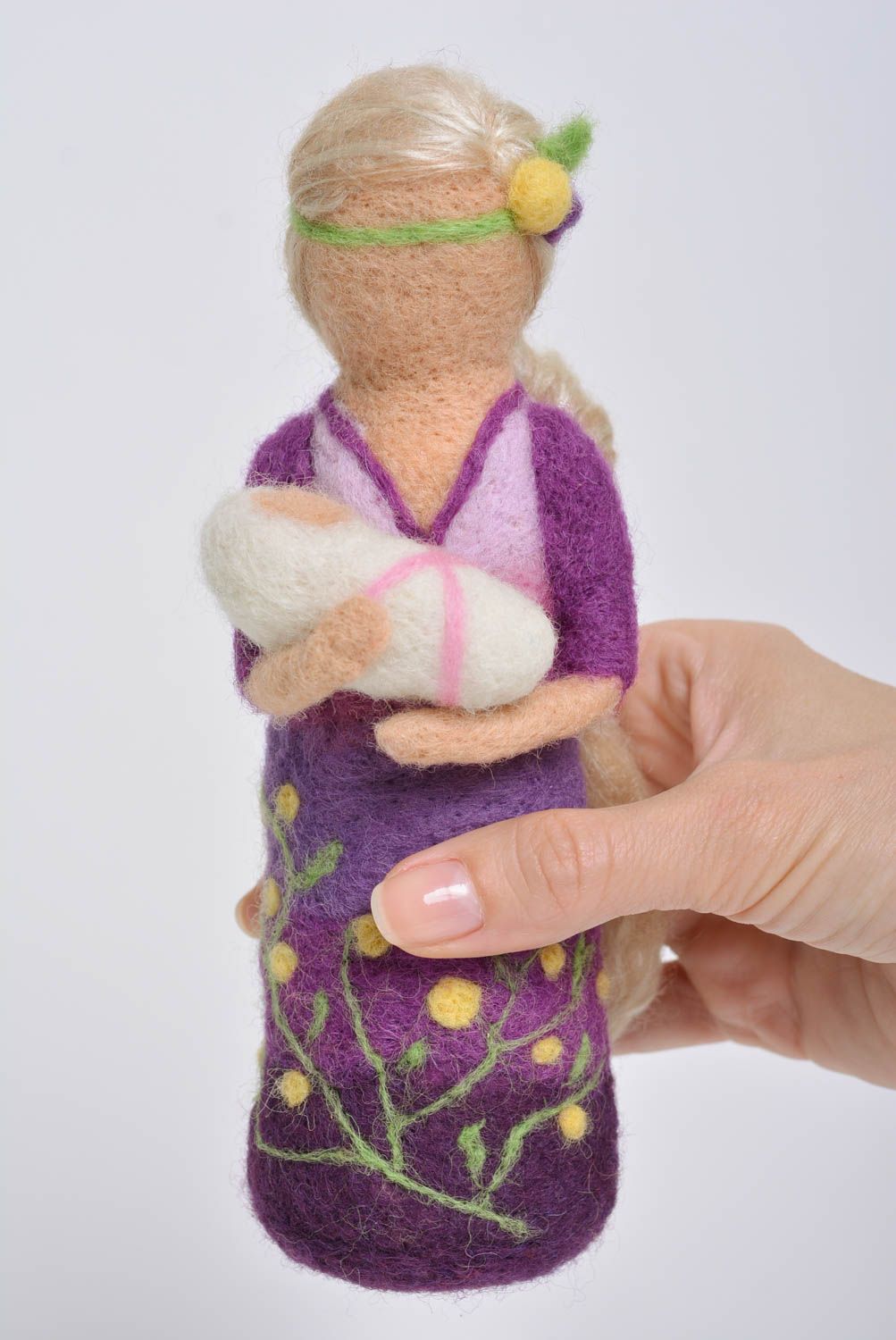 Gefilzte Interieur Puppe Mutter mit Baby handmade knuddeliges Geschenk Frau foto 3
