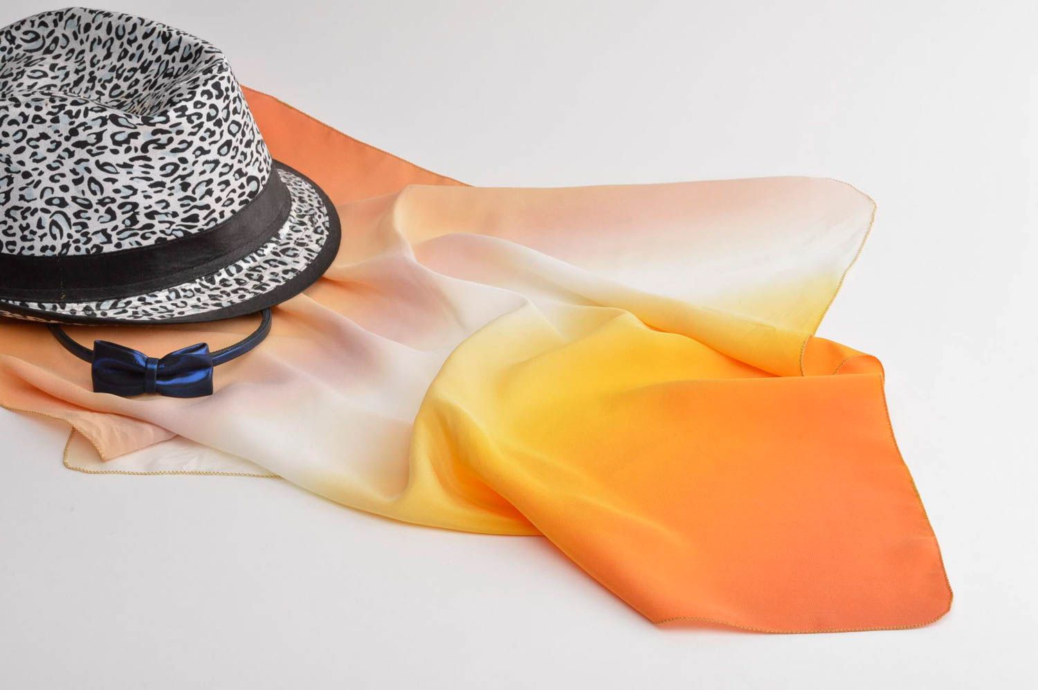 Нарядный платок ручной работы женский аксессуар платок из шелка красивый фото 1