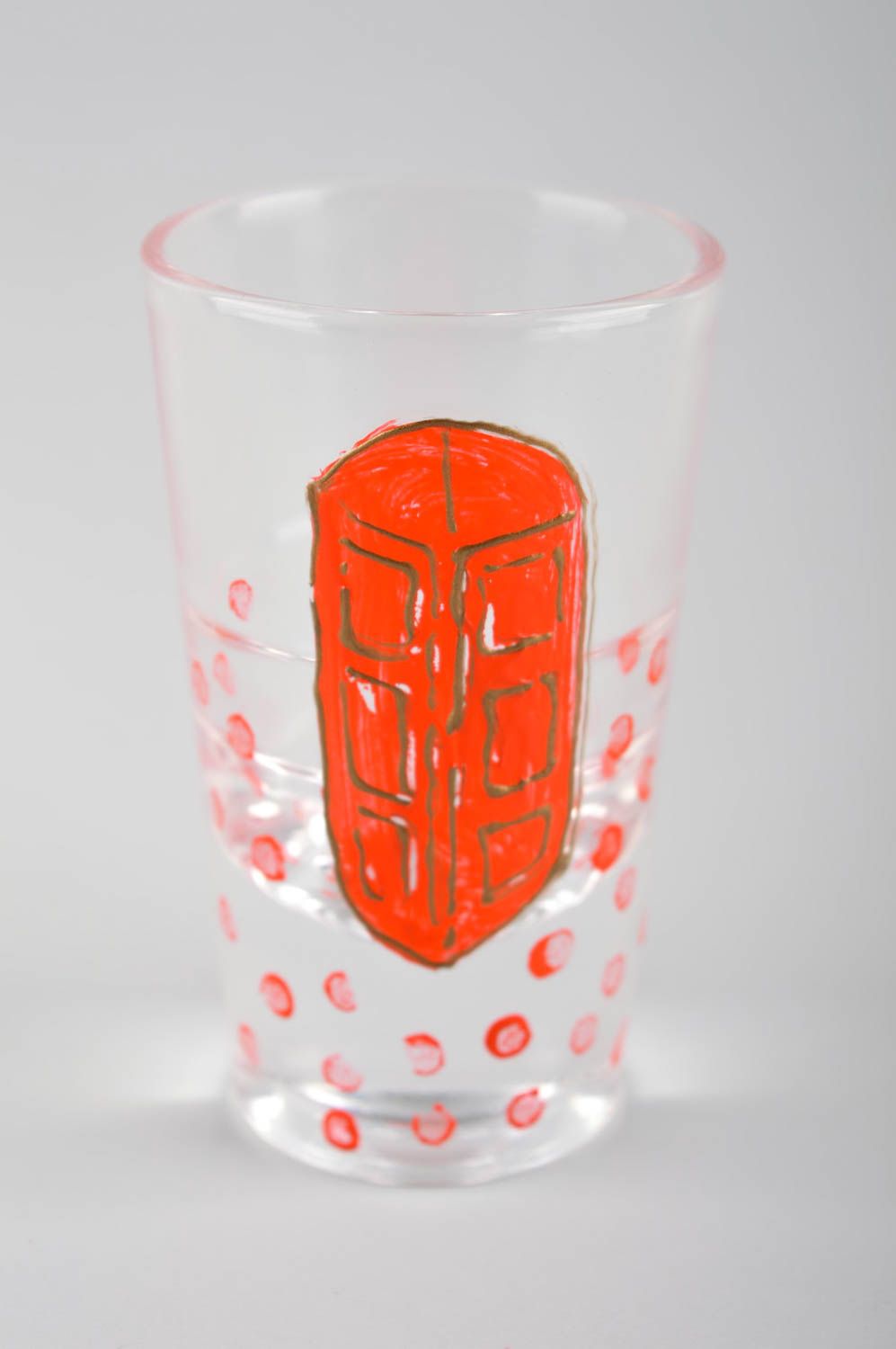 Petit Verre shooter fait main avec peinture rouge Vaisselle en verre design photo 2
