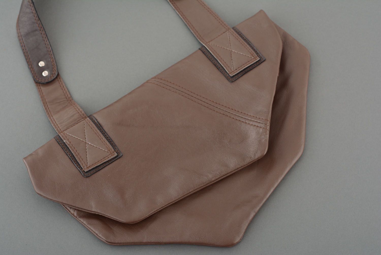 Clutch-Tasche für Damen aus Leder foto 2