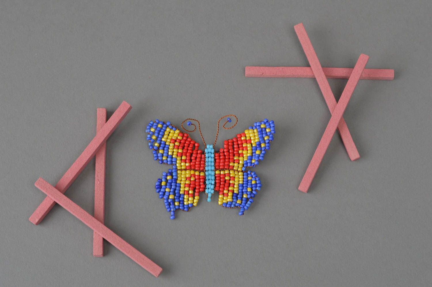 Schmetterling Magnet aus Glasperlen für Kühlschranktür rot gelb handgeschaffen foto 1