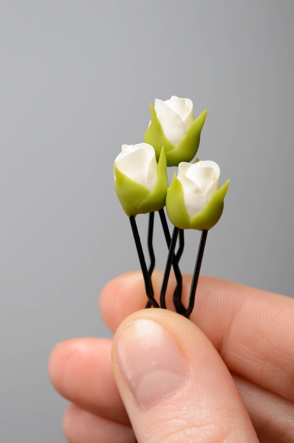 Set of cold porcelain hair pins 3 items White Roses photo 3