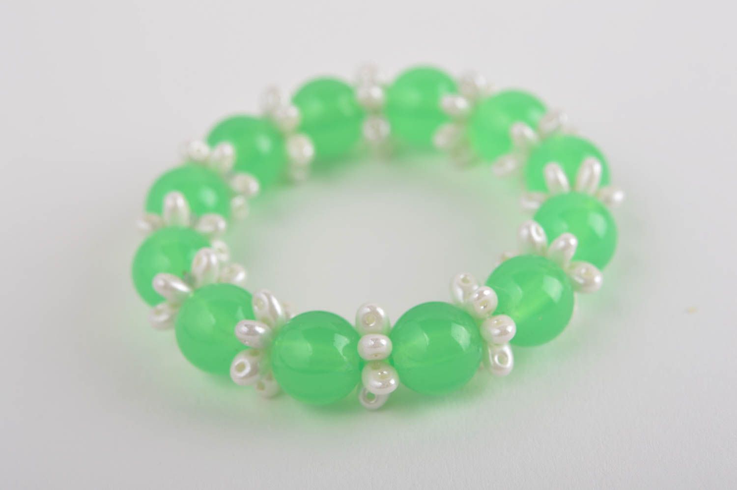 Pulsera de cuentas verdes pulsera artesanal con abalorios accesorio para mujer  foto 2