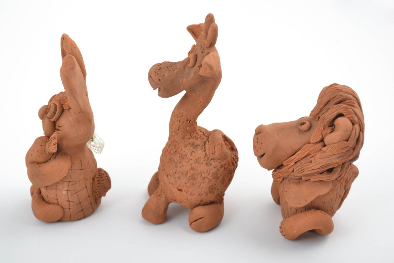 Handmade Figuren Set Dekofiguren Tiere Deko aus Ton 3 Stück Hase Giraffe Löwe foto 3