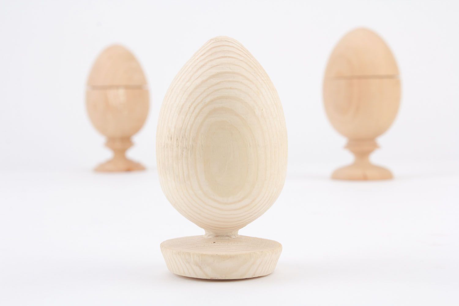 Wooden egg for art  photo 4